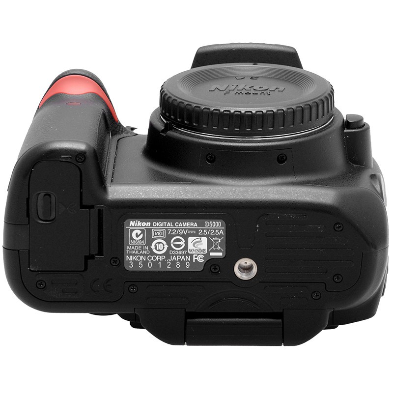 Nikon D5000 Reflex Digitale Body 12.3MP Videocamera HD DSLR. 7 Nikon D5000 Reflex Digitale Body 12.3MP Videocamera HD DSLR. - immagine 7