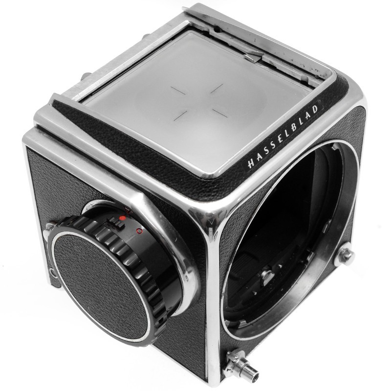 Hasselblad 500 C/M Silver con Carl Zeiss S-Planar 120mm. f/5.6. Fotocamera 6x6. 8 Hasselblad 500 C/M Silver con Carl Zeiss S-Planar 120mm. f/5.6. Fotocamera 6x6. - immagine 8