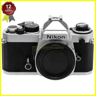 Nikon FE Silver Macchina Fotografica a Pellicola 35mm SLR Attacco Nikon F