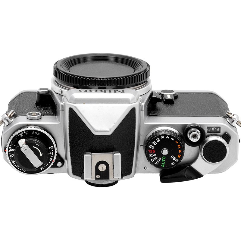Nikon FE Silver reflex a pellicola 35mm SLR vintage Nikon F mount 5 Nikon FE Silver reflex a pellicola 35mm SLR vintage Nikon F mount - immagine 5