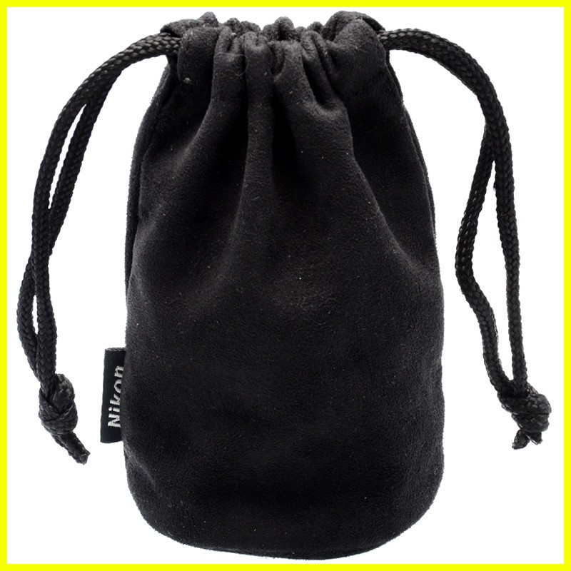 Custodia per obiettivi Nikon CL-0815 Soft case per AF-S 55-200mm DX 1 Custodia per obiettivi Nikon CL-0815 Soft case per AF-S 55-200mm DX
