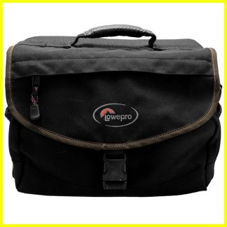 Home page 23 Borsa a tracolla nera per attrezzatura fotografica Lowepro Nova 4 cm 16x20x26