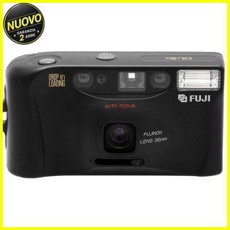 Home page 24 Fuji film DL-80 Compact camera. Fotocamera compatta a pellicola 24x36 con flash