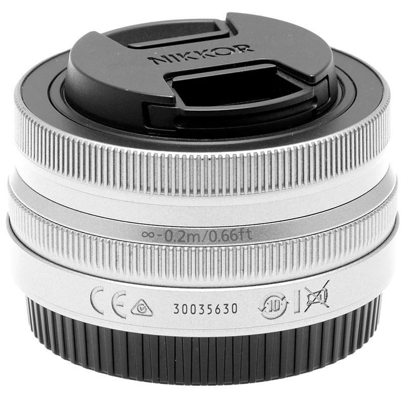 Nikon Z DX 16-50mm f/3.5-6.3 VR Silver Zoom Mirrorless Nikkor Perfetto 4 Nikon Z DX 16-50mm f/3.5-6.3 VR Silver Zoom Mirrorless Nikkor Perfetto - immagine 4